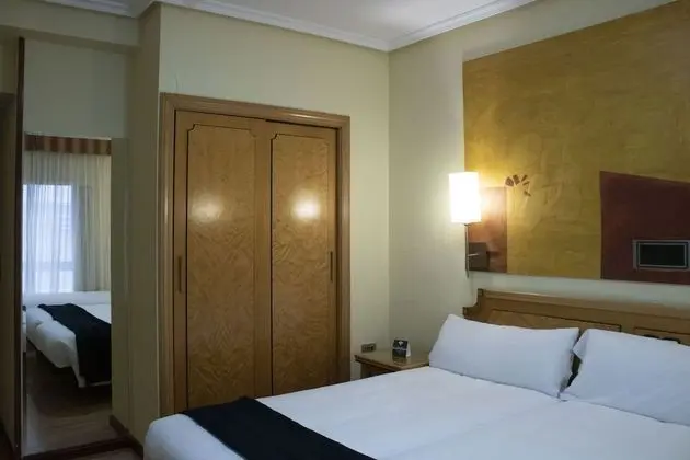 Standard Tek Büyük veya İki Ayrı Yataklı Oda