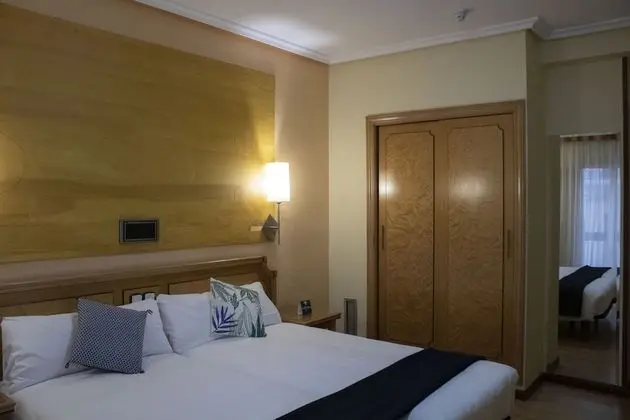 Standard Tek Büyük veya İki Ayrı Yataklı Oda