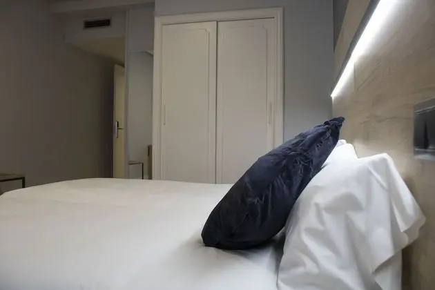 Standard Tek Büyük veya İki Ayrı Yataklı Oda