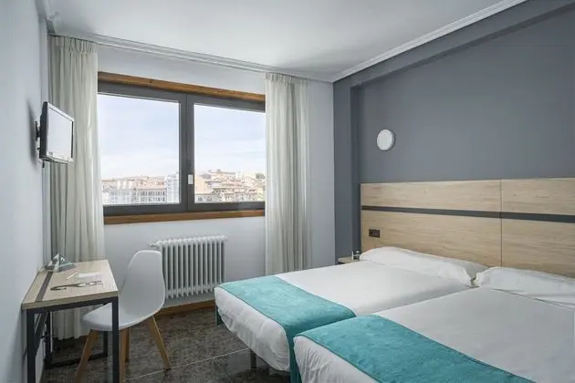 Tek Büyük Yataklı Oda, Deniz Manzaralı