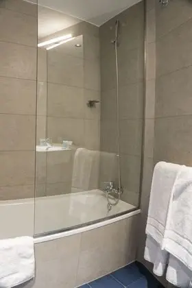 Standard Tek Büyük veya İki Ayrı Yataklı Oda