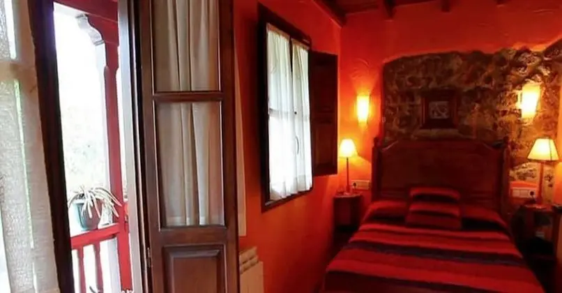 Tek Büyük veya İki Ayrı Yataklı Oda, Sigara İçilmez