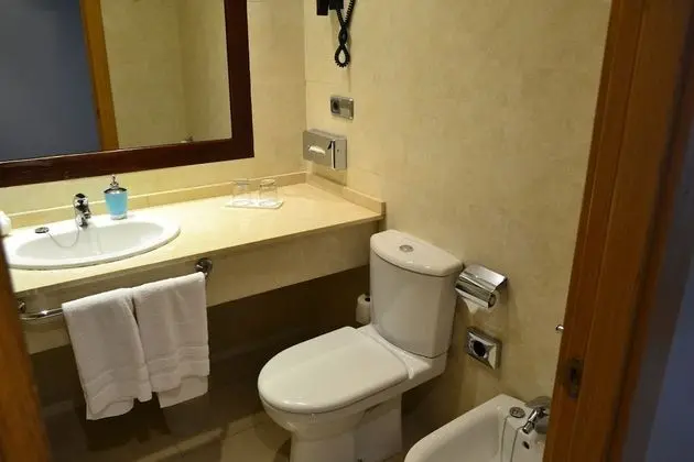 Standard Tek Büyük veya İki Ayrı Yataklı Oda