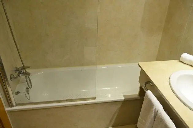 Standard Tek Büyük veya İki Ayrı Yataklı Oda