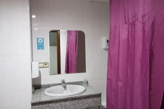 Economy İki Ayrı Yataklı Oda