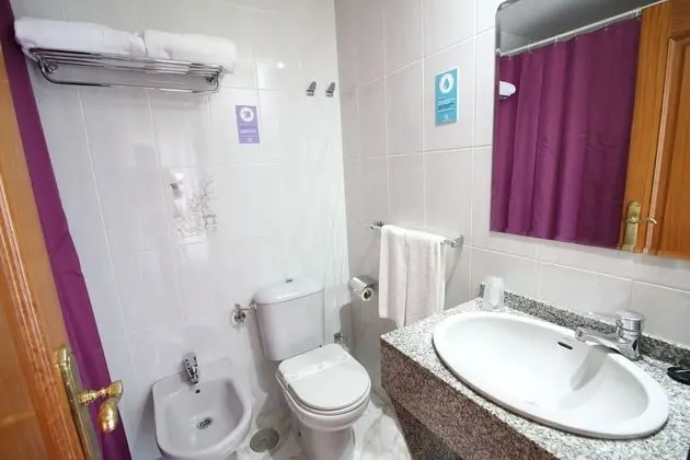 Economy İki Ayrı Yataklı Oda