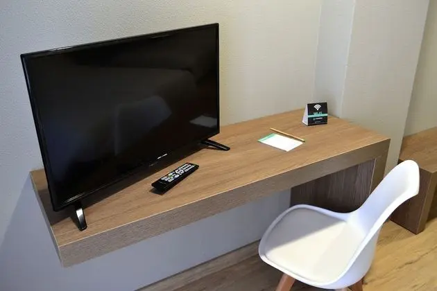 Büyük Yataklı Tek Kişilik Oda