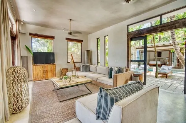 Villa Chukum 4 Bedrooms 11 people included