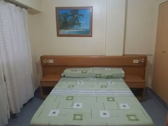 Standard Büyük Yataklı Tek Kişilik Oda