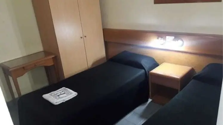 Standard Büyük Yataklı Tek Kişilik Oda