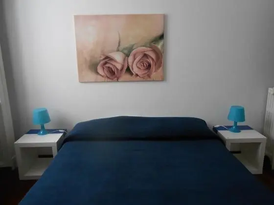 Tek Büyük Yataklı Oda, Ortak Banyo
