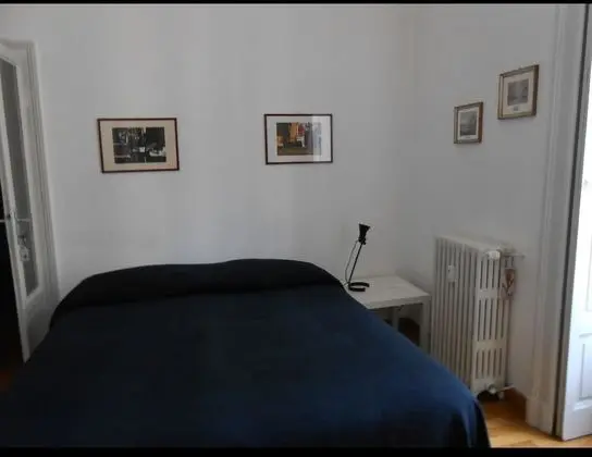Tek Büyük Yataklı Oda, Ortak Banyo