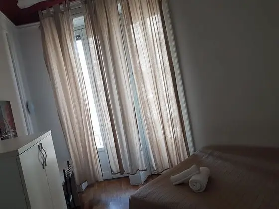 Tek Büyük Yataklı Oda, Ortak Banyo