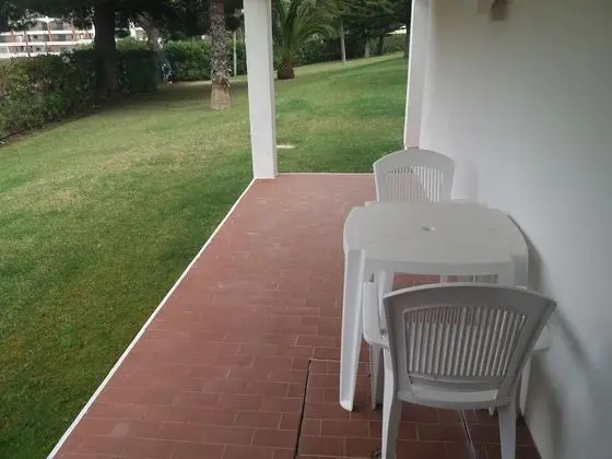 Standard Stüdyo, Bahçe Manzaralı
