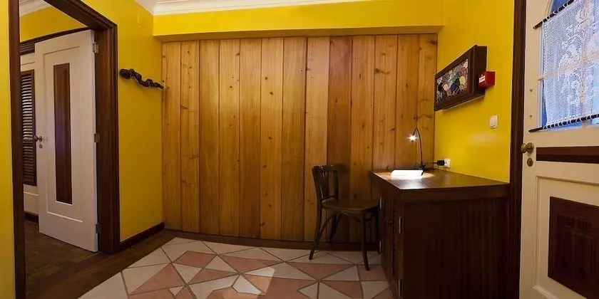 Deluxe Tek Büyük Yataklı Oda (1 or 2 Guests)