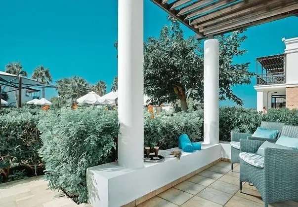 Double Bungalow Garden View