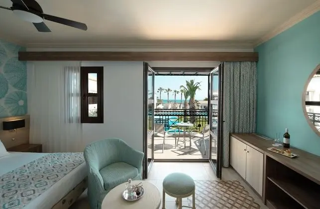 Double Bungalow Sea View