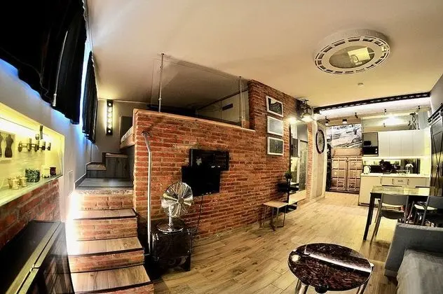 Design Stüdyo, Bahçe Manzaralı