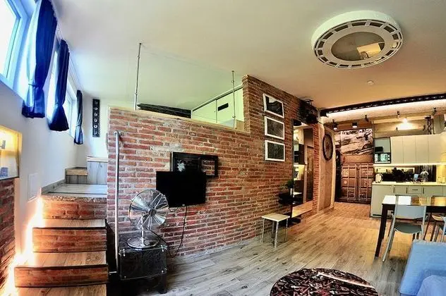 Design Stüdyo, Bahçe Manzaralı