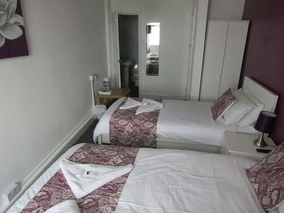 Deluxe Üç Kişilik Oda, Deniz Manzaralı