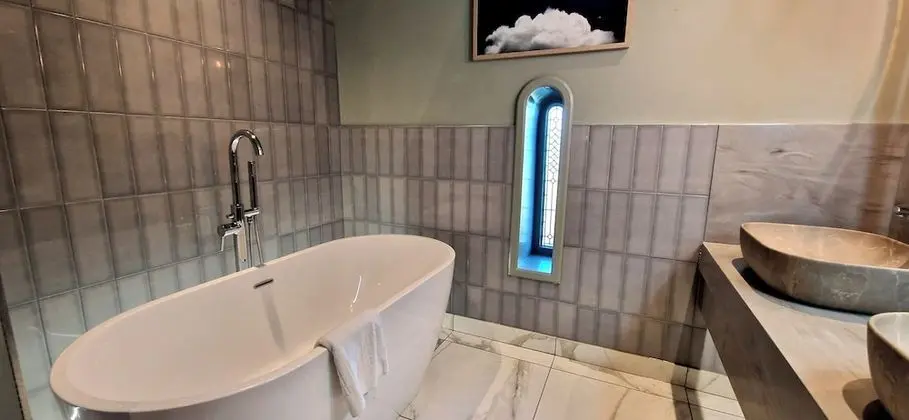Süit, 1 Çift Kişilik Yatak
