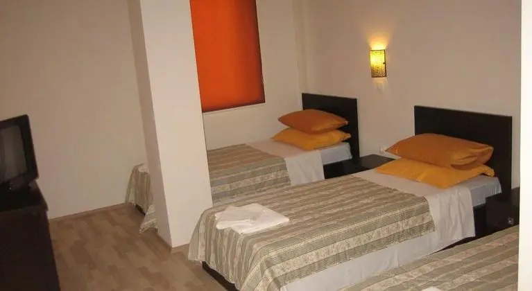 Üçlü Standard