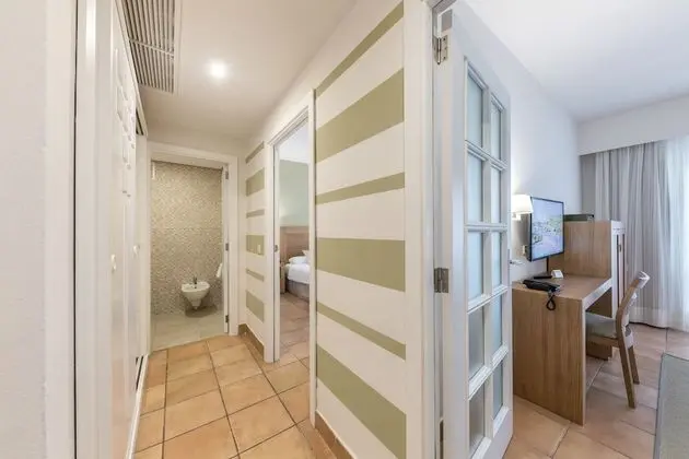 Superior Tek Büyük Yataklı Oda