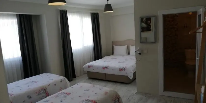 Aile Odası, Şehir Manzaralı