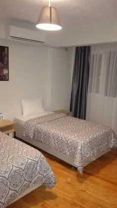 Aile Odası, Şehir Manzaralı