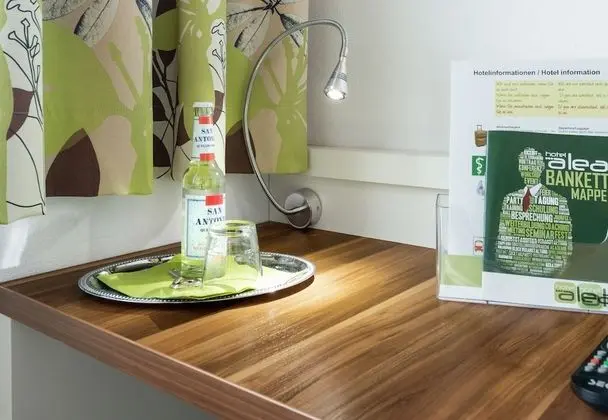 Büyük Yataklı Tek Kişilik Oda