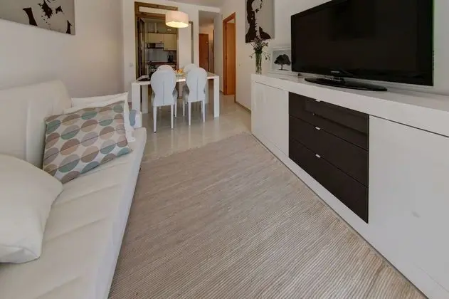 Apart Daire, 1 Yatak Odası, Teras, Havuz Manzaralı