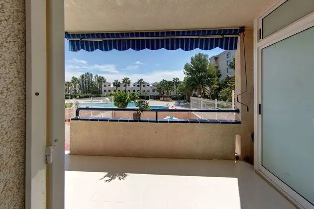 Apart Daire, 1 Yatak Odası, Teras, Havuz Manzaralı