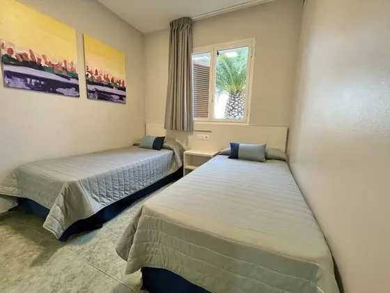 Apart Daire, 2 Yatak Odası, Teras, Bahçe Manzaralı