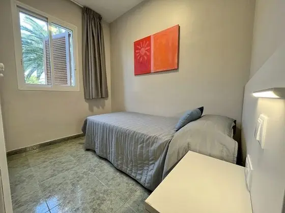 Apart Daire, 2 Yatak Odası, Teras, Bahçe Manzaralı