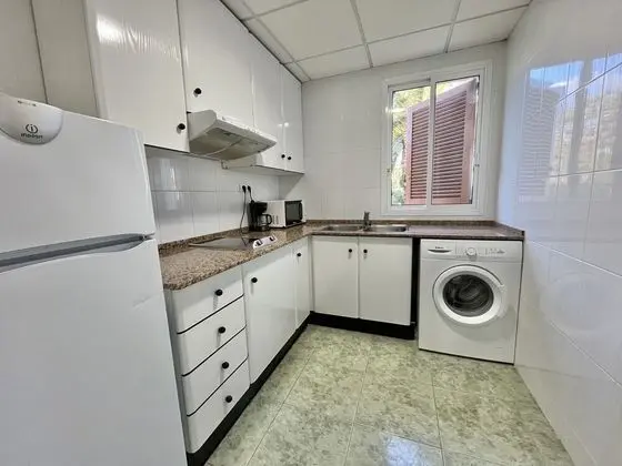 Apart Daire, 2 Yatak Odası, Teras, Bahçe Manzaralı