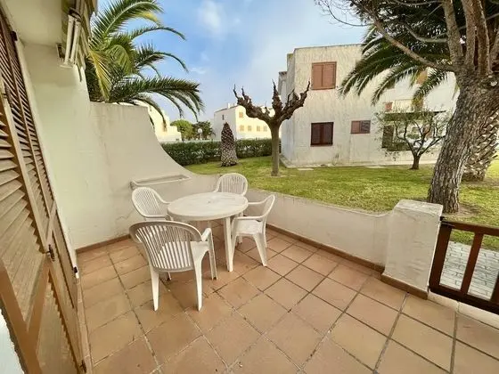 Apart Daire, 2 Yatak Odası, Teras, Bahçe Manzaralı