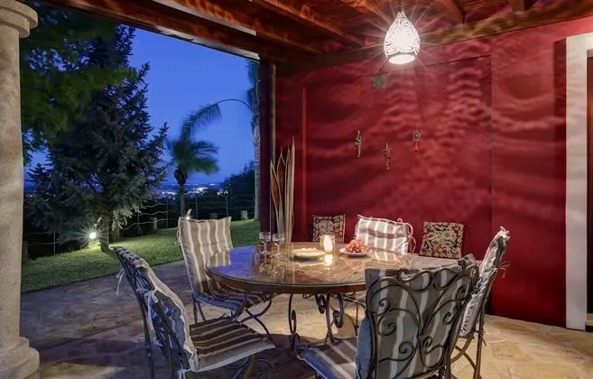 Villa Dioni