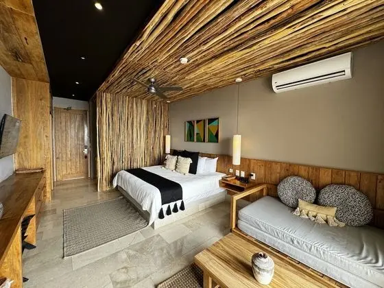 Ocean Front Suite