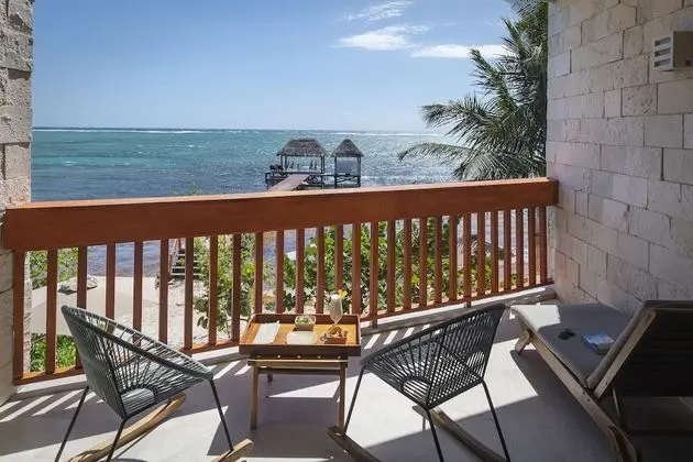 Ocean Front Suite