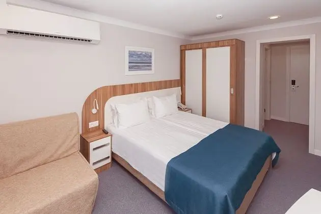 Standard Tek Büyük Yataklı Oda