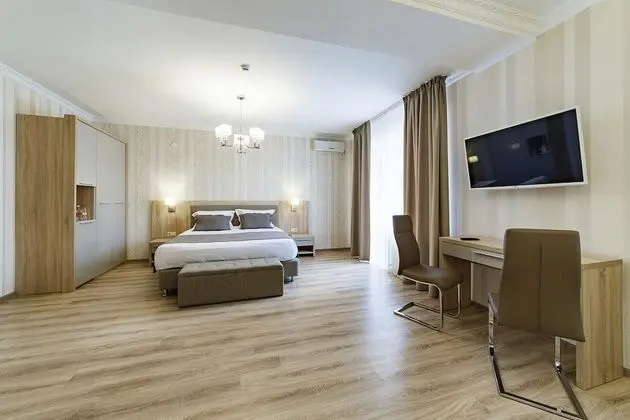 Standard Tek Büyük veya İki Ayrı Yataklı Oda