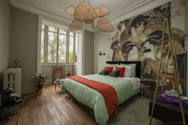 Luxury Tek Büyük Yataklı Oda (Butterfly)