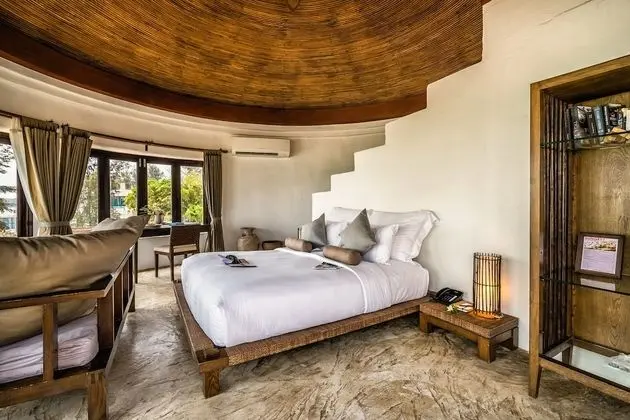 Penthouse (Adults Only)
