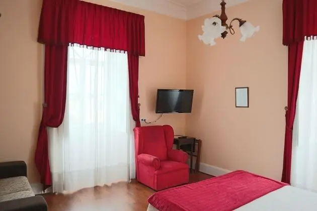 Standard Üç Kişilik Oda