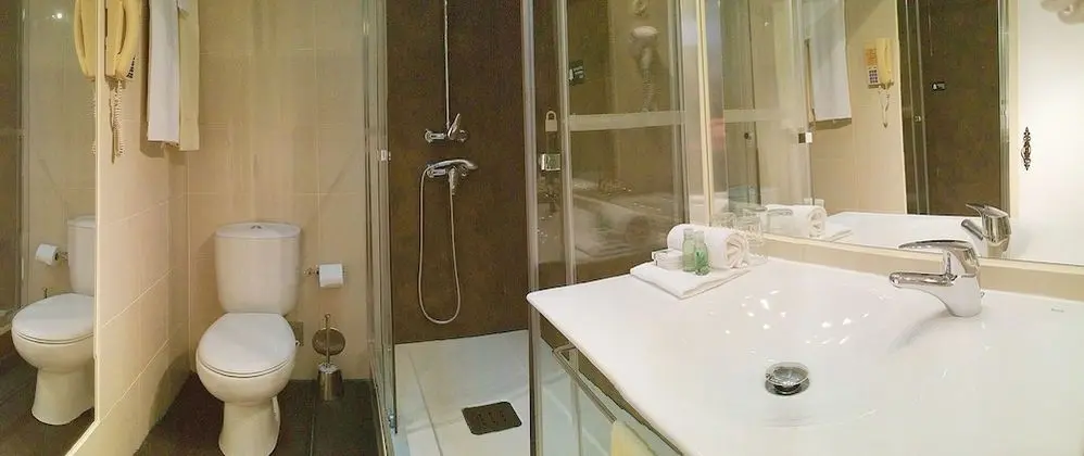 Standard Üç Kişilik Oda