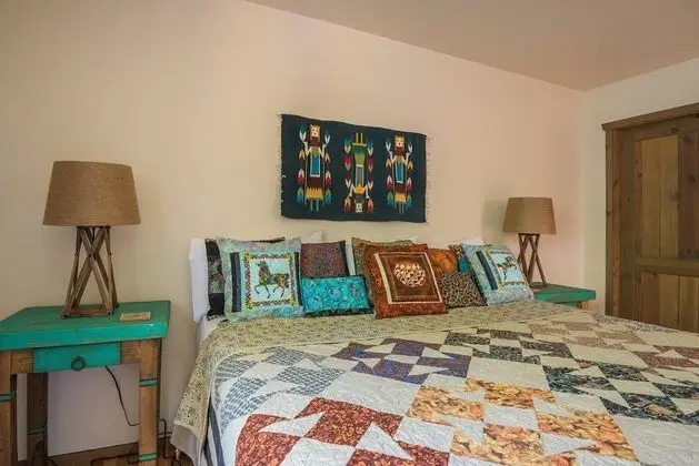 Ev (Alegre - Darling Vacation Home, Kiva )