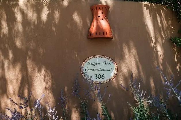 Ev (Alegre - Darling Vacation Home, Kiva )