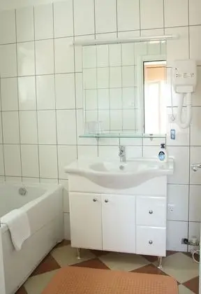Superior Apart Daire, 2 Yatak Odası, Balkon, Deniz Manzaralı