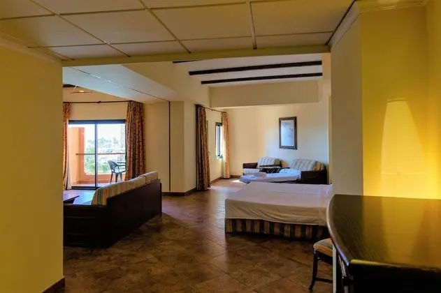 Üç Kişilik Oda, Deniz Manzaralı (2 adults and 1 child)