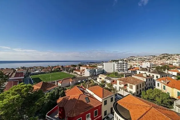 Basic Apart Daire, 1 Büyük (Queen) Boy Yatak ve Çekyat, Deniz Manzaralı